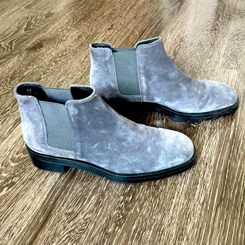 TOD’S CHELSEA BOOTS SIZE 7